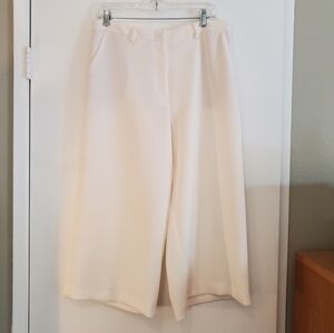 NWT Bcbgeneration Ivory Wide-Leg Cropped Pants